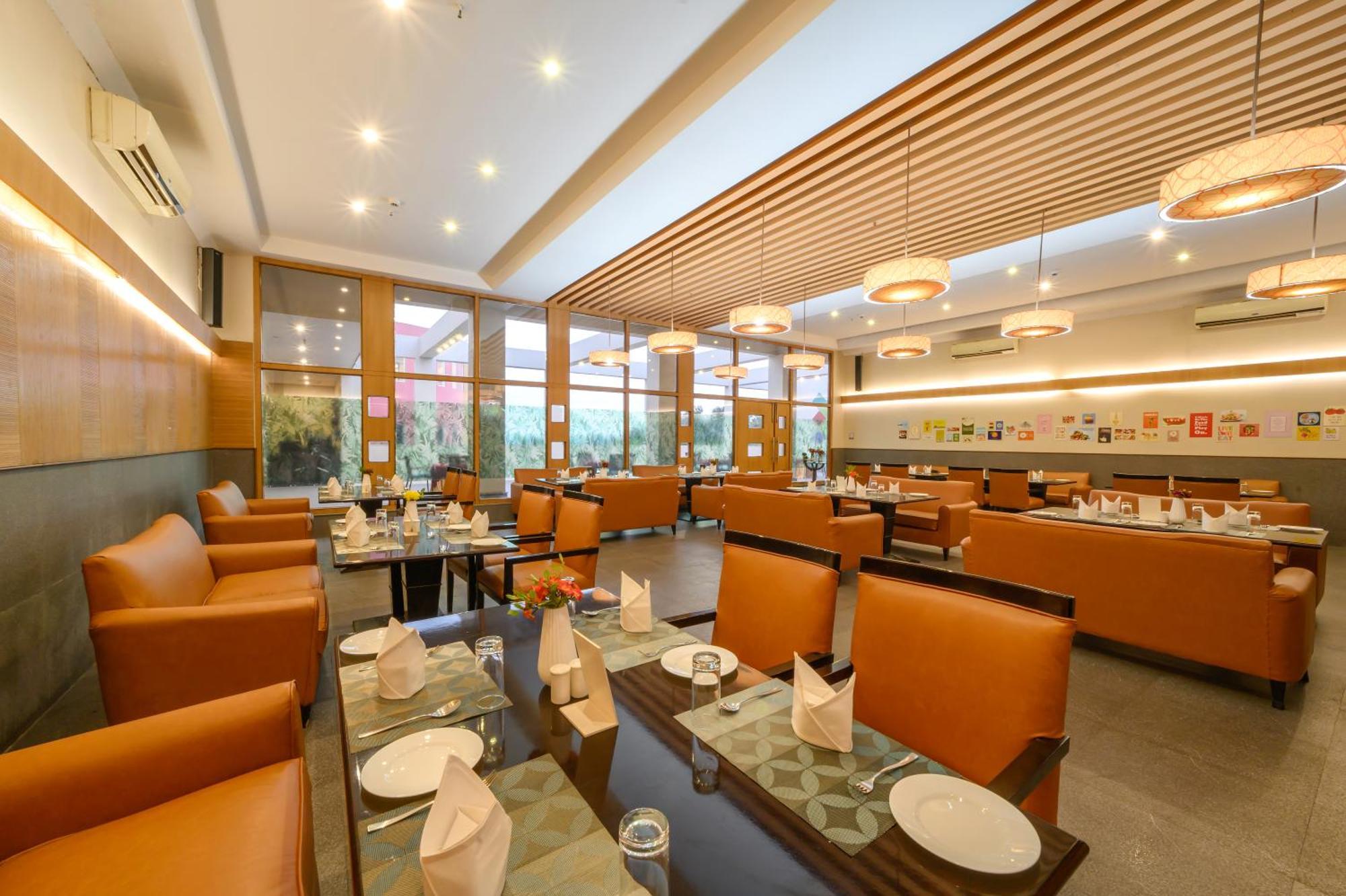 Sinclairs Burdwan Hotel Kültér fotó